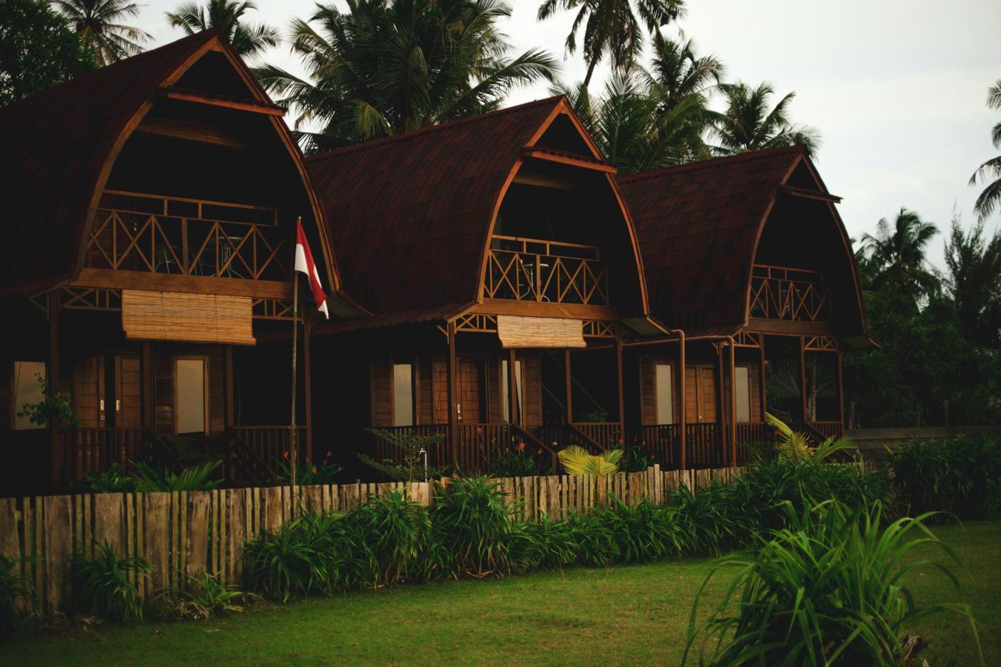 Momos Surf Shack Hotel Salul Kültér fotó